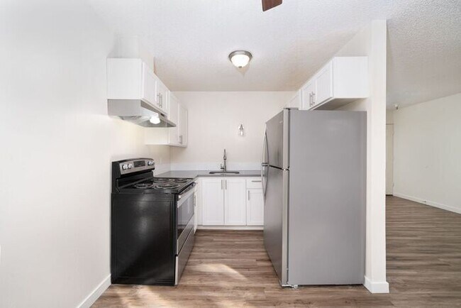 Foto del edificio - 1 bedroom in Oregon City! Must See!! 1ST M...