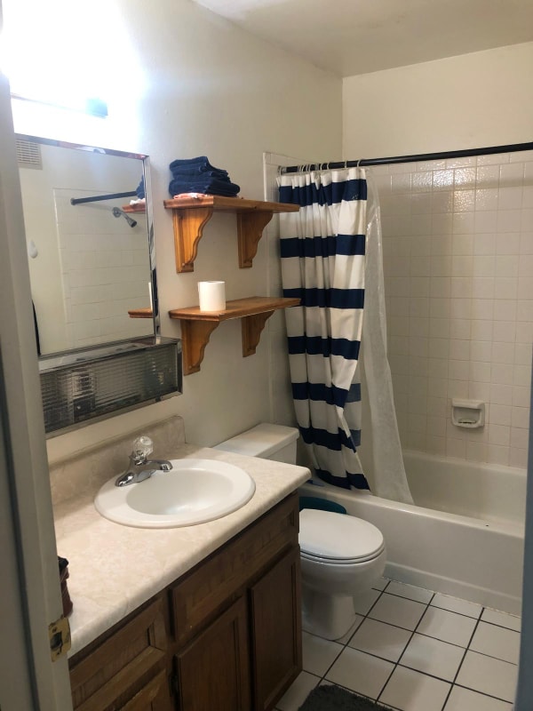 Foto del edificio - 744 E 750 N St