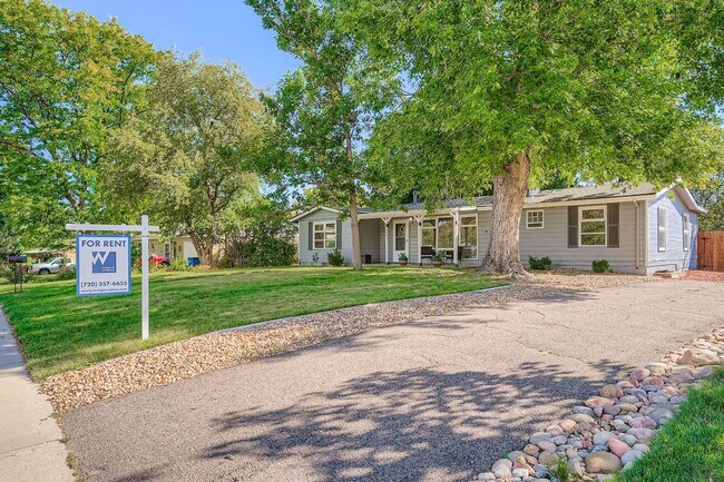 Foto del edificio - Charming Ranch Home with Spacious Yard and...