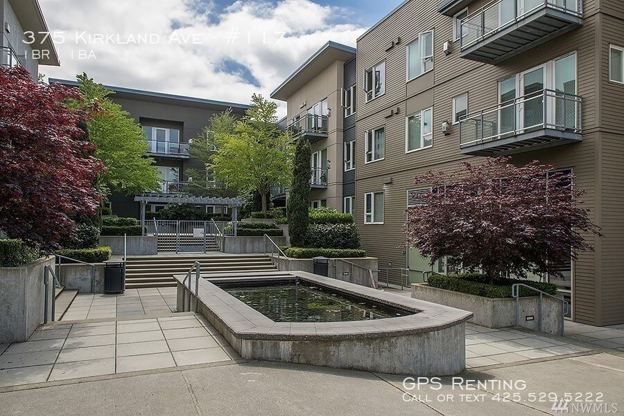 375 Kirkland Ave Unit 117, Kirkland, WA 98033 Room for Rent in