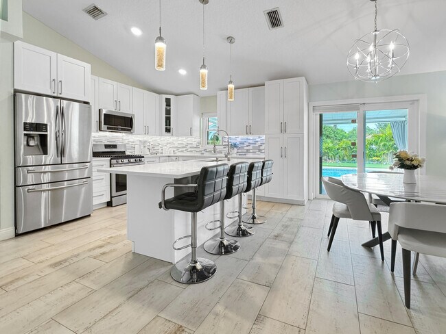 Foto del edificio - 2355 SW Neal Rd