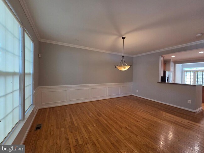 Foto del edificio - 10410 Damascus Park Ln