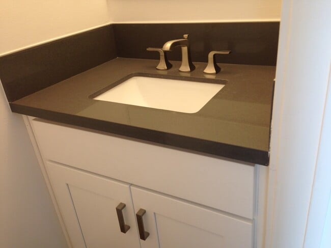 Remodled Bathrooms - 8130 Redlands St