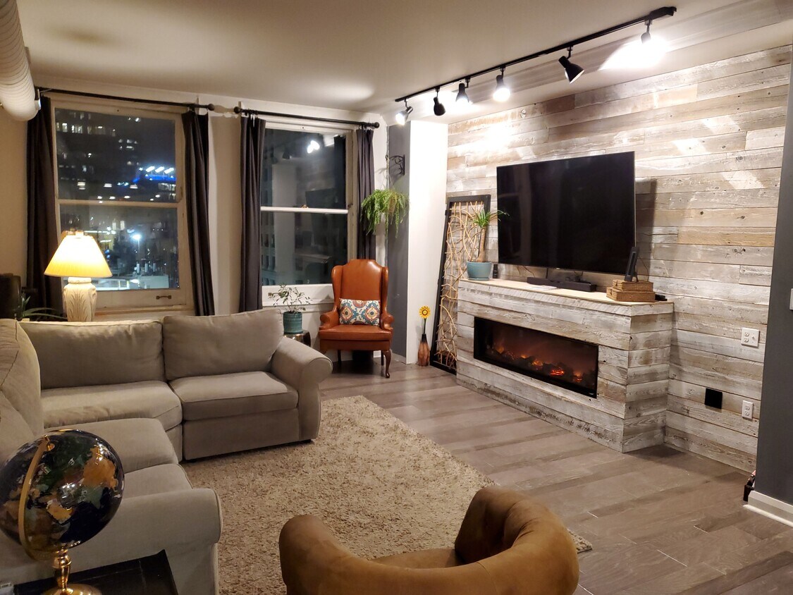 Foto principal - 306 4th Ave