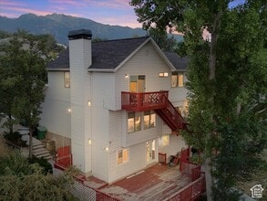 Building Photo - 9842 Tiger Eye Dr