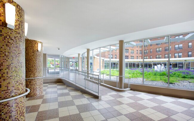 Foto del edificio - 97-22 57th Ave