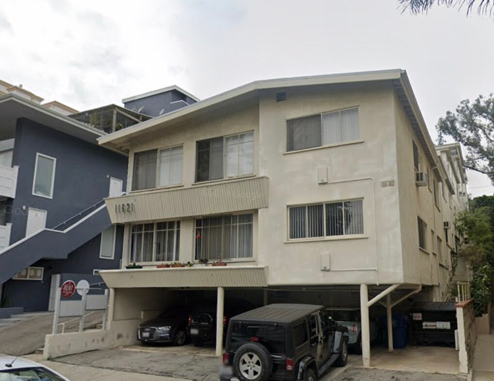 Primary Photo - 11621 Chenault St