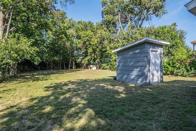 Building Photo - 4127 Opal Ave