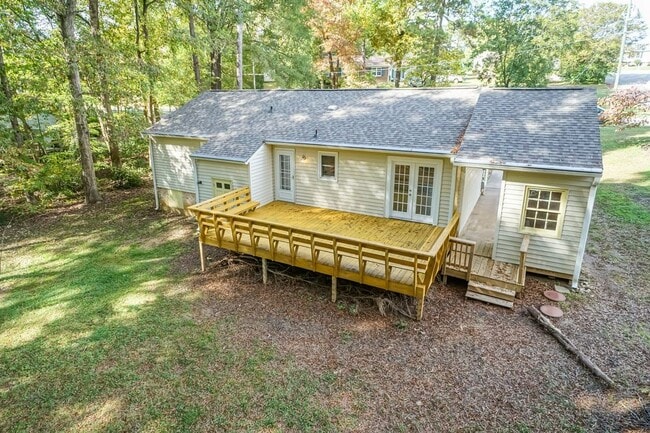 Foto del edificio - 401 Lakeview Avenue