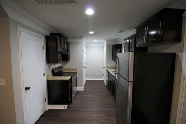 Foto del edificio - 616 41st Ave N