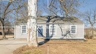 Primary Photo - Beautiful 3 Bed/1 Bath Home in KCMO/Raytow...