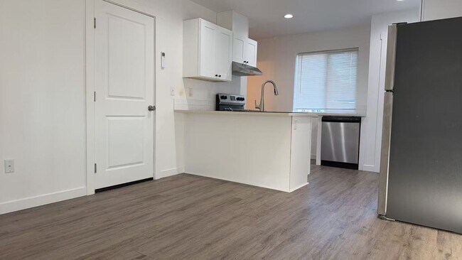 Foto del edificio - 815 SW 8th St