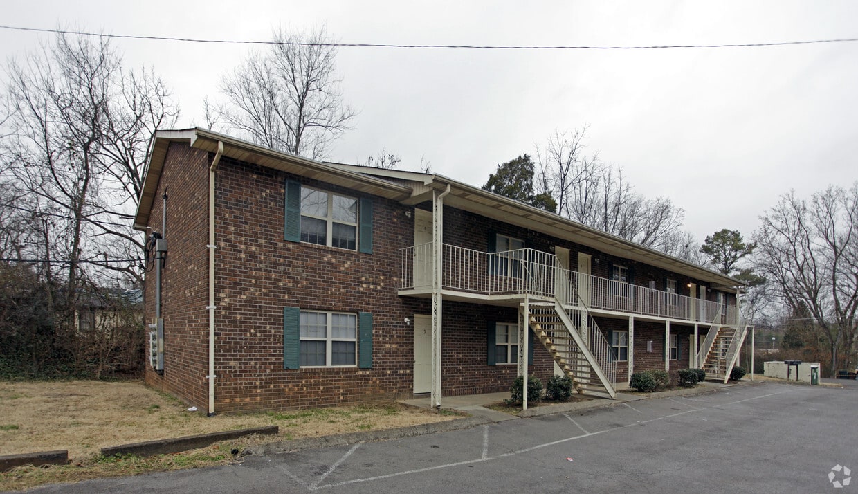 Primary Photo - 131 Overbrook Dr