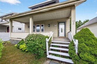 Building Photo - 111 Maplehurst Ave