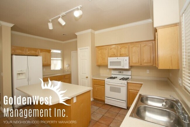 Building Photo - Splendid 3Bdm 2.5Ba Two Story Home in Hend...