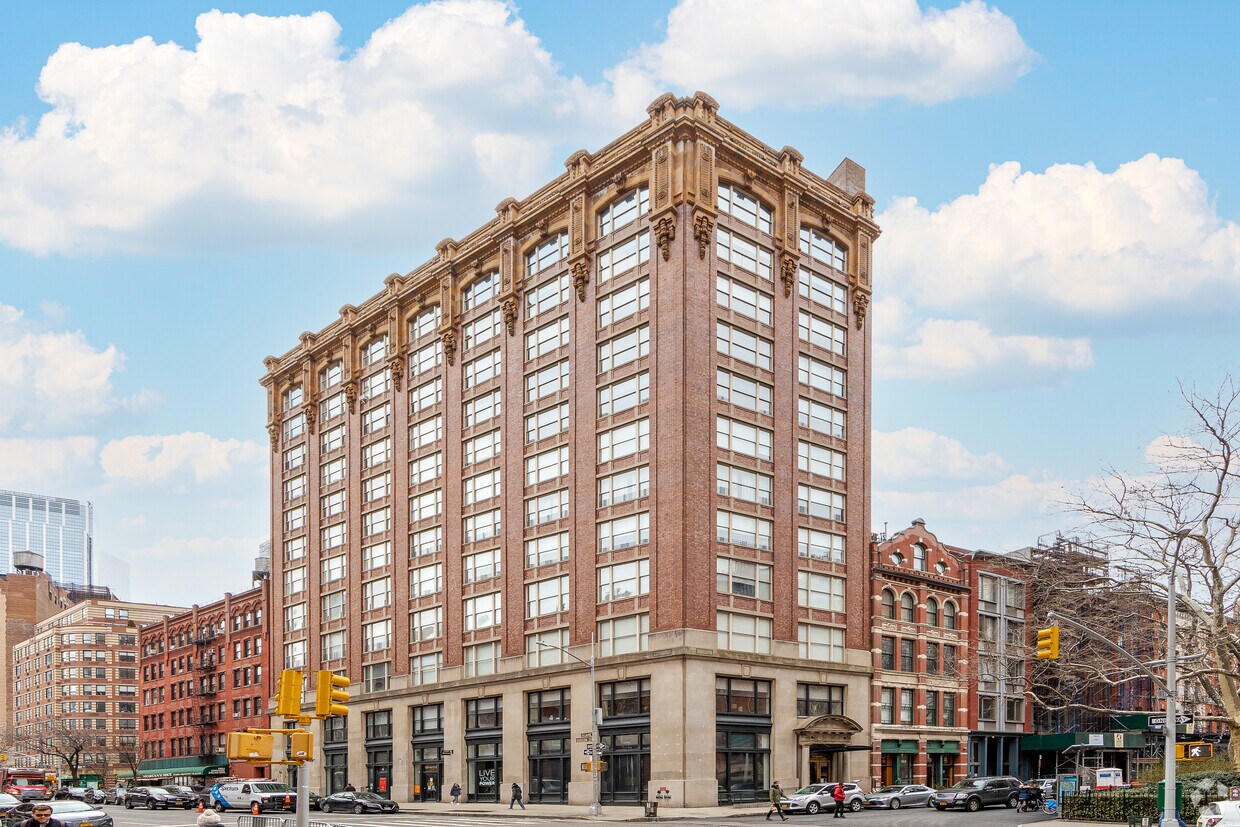 Duane Park Bldg Apartments in New York, NY