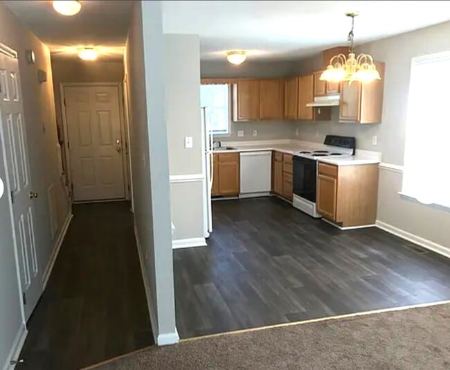 Building Photo - 163 Luther Rd