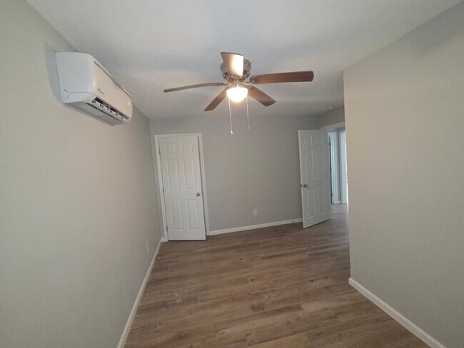 Foto del edificio - 640 Roosevelt Unit B