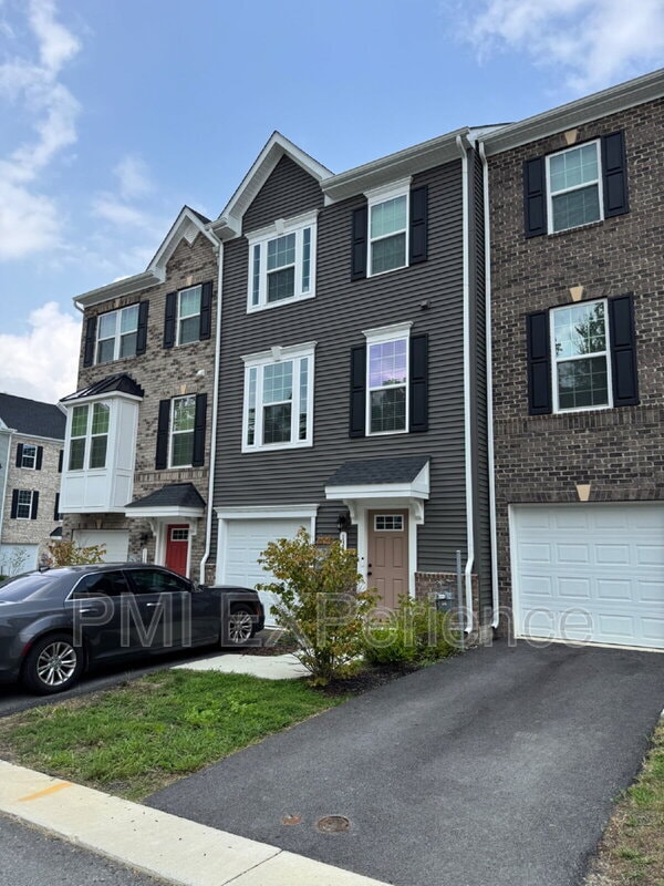 Building Photo - 13611 Corinthian Ln