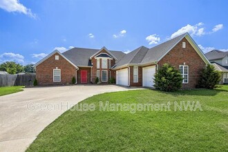 Building Photo - 11758 E Creek Ln
