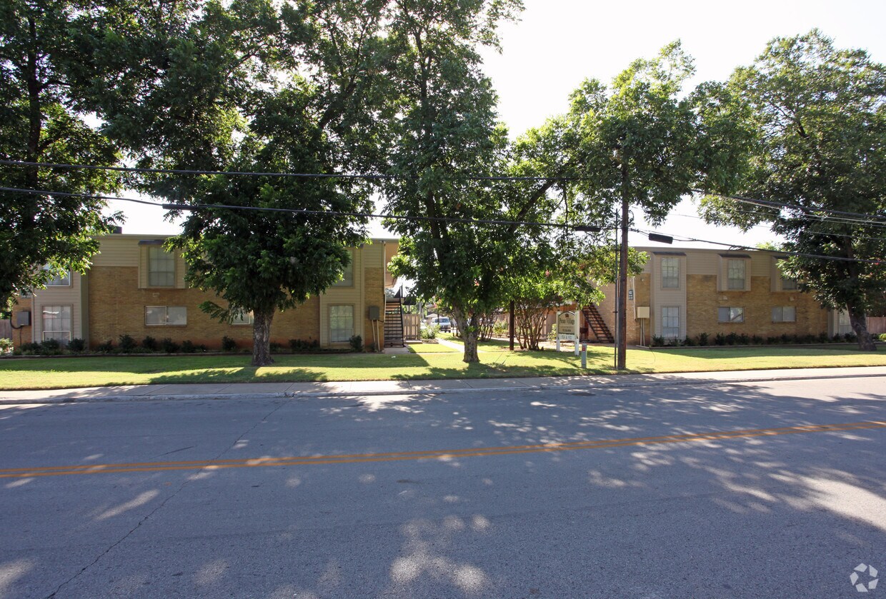 Palmilla Apartments in Irving, TX