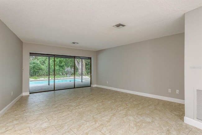 Building Photo - 1690 Curlew Rd