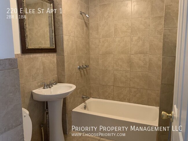 Building Photo - 220 E. Lee St. - Unit 1