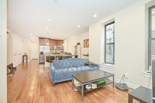 Building Photo - 280 West 115th Street