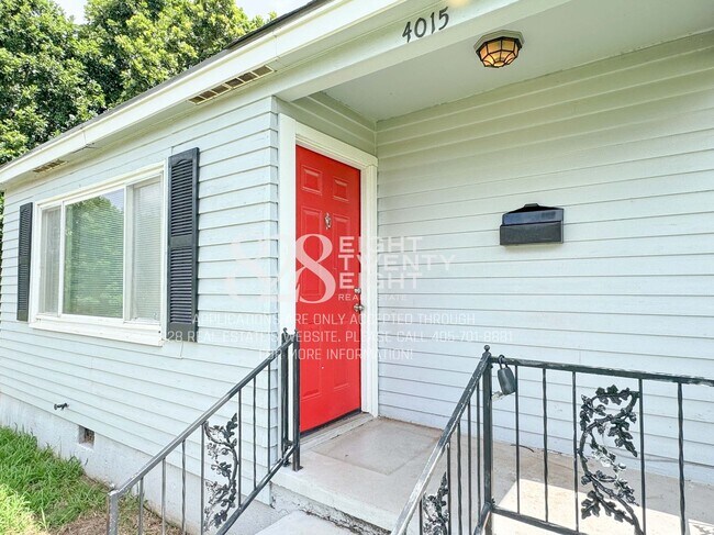 Building Photo - '4015 SE 27th Street