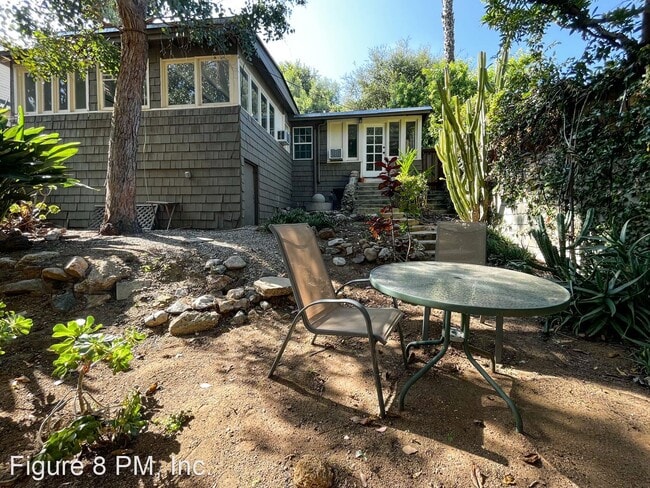 Building Photo - 1 br, 1 bath House - 2122 Kress St