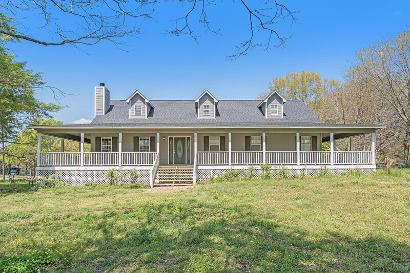 Primary Photo - 978 7 Sweet Gums Rd