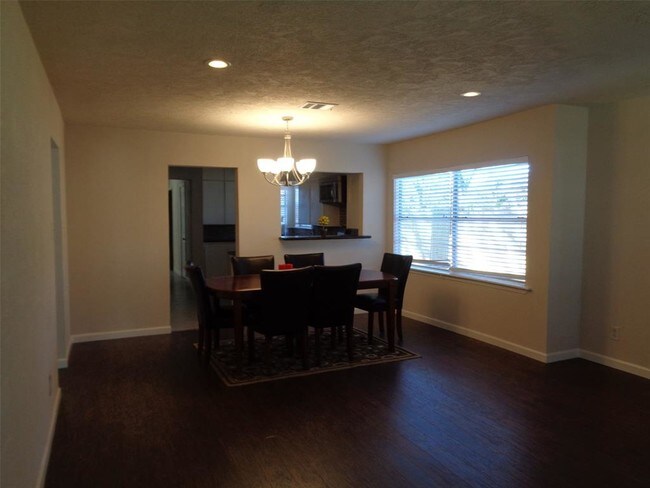 Foto del edificio - 3510 Ozark St