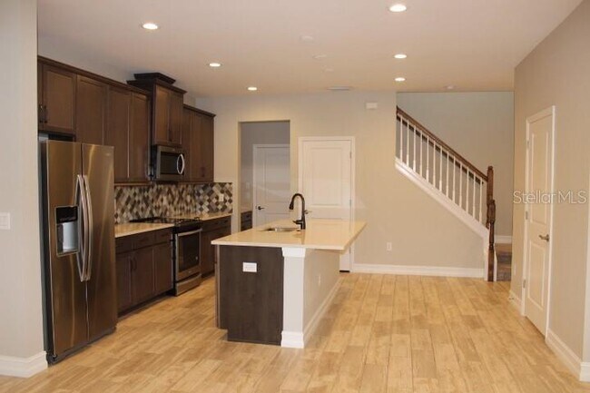 Foto del edificio - 3219 Painted Blossom Ct