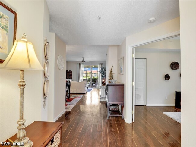 Building Photo - 6670 Huntington Lakes Cir