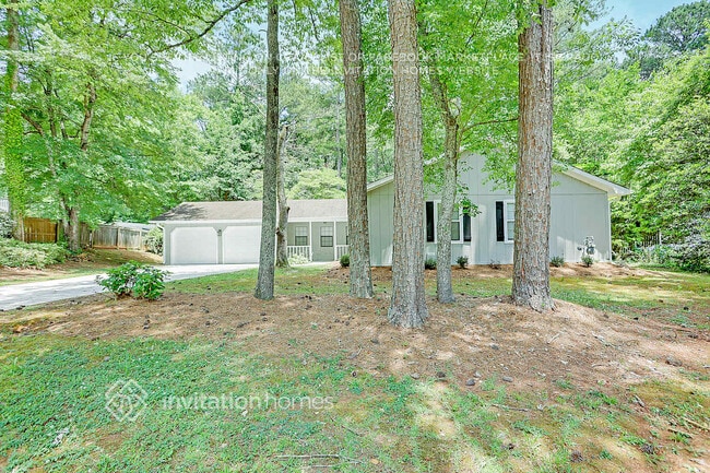 Building Photo - 5065 Shannon Way SW