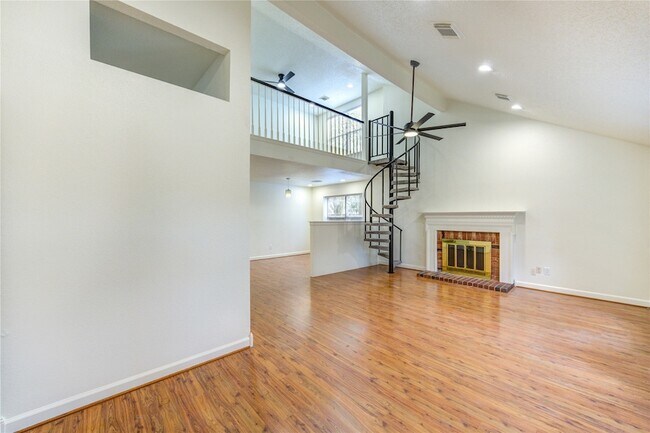 Foto del edificio - 16830 Scenic Gardens Dr