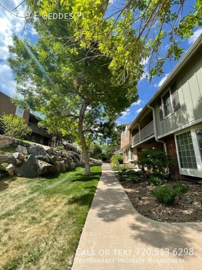 Building Photo - 2559 E Geddes Pl