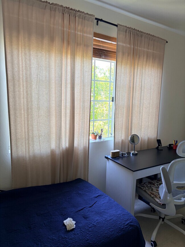Foto del edificio - 1601 Hilts Ave