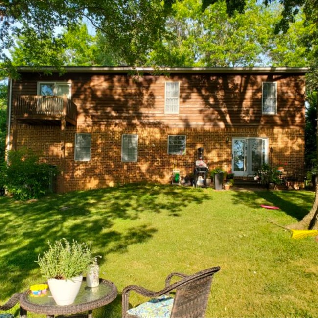 Foto del edificio - 233 Jackson Ave