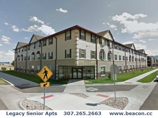 Building Photo - 1005 N Elma St