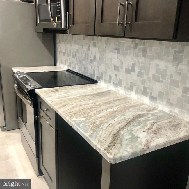 Foto del edificio - 5624 Diamond St