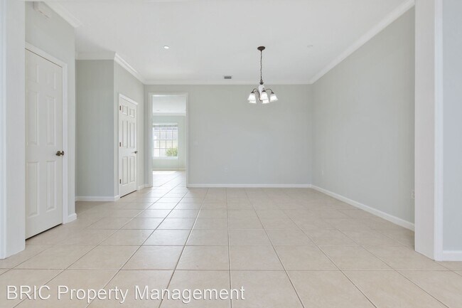Foto del edificio - 3 br, 2.5 bath House - 2779 Upper Park Rd