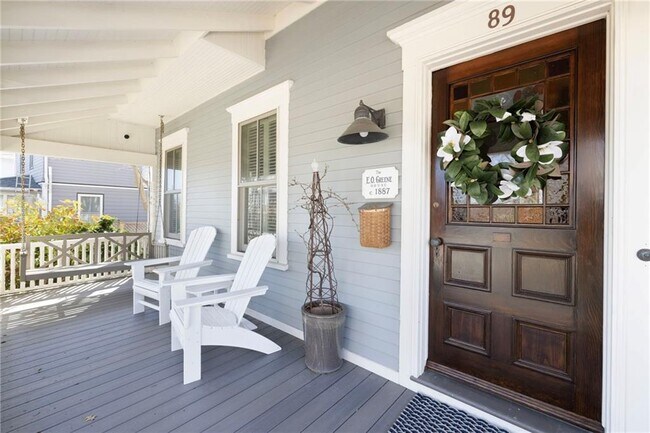 Foto del edificio - 89 Gibbs Ave