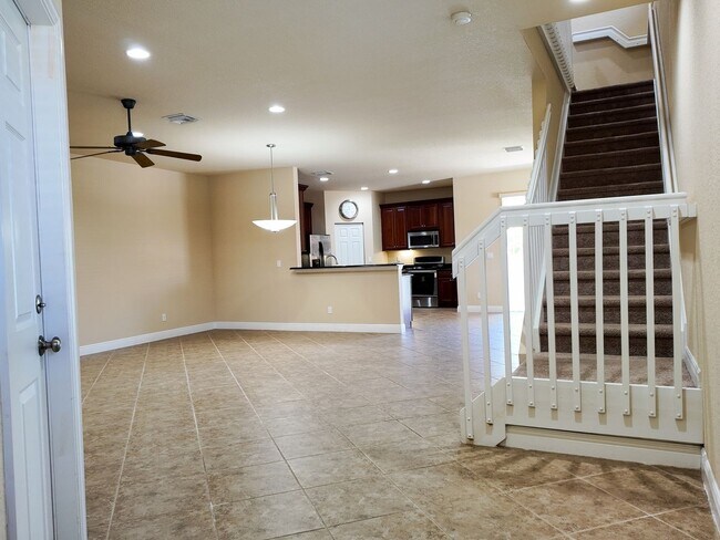 Photo - 3 Bedroom 2.5 Bath Single Family home in V...