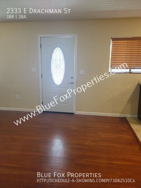 Building Photo - 3 Bedroom, 2 Bathroom near UofA and Banner...
