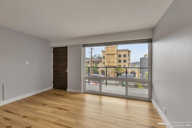 Foto del edificio - 752 Bellevue Ave E