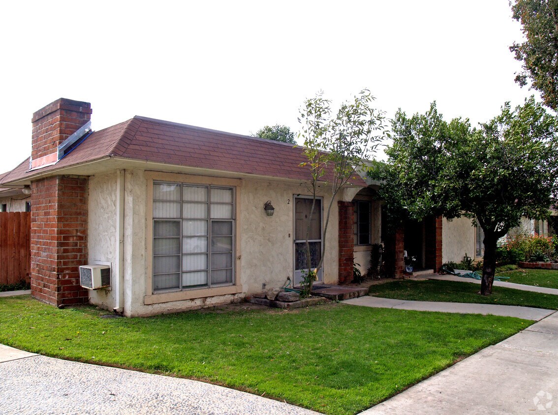 Primary Photo - 3148 Quartz Ln