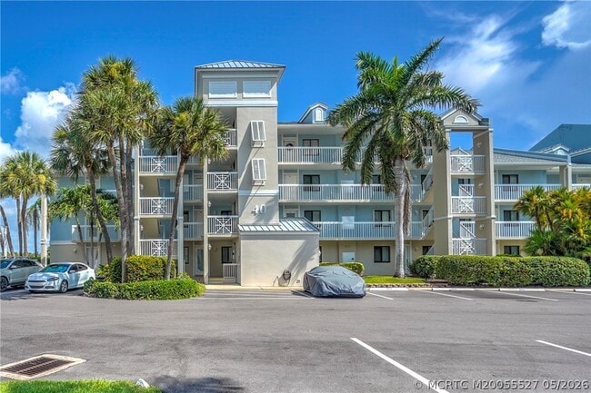 Building Photo - 40 NE Plantation Rd