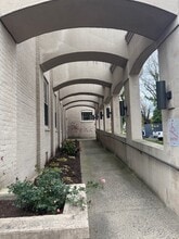 Building Photo - 146 High St