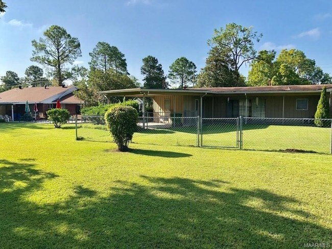 Building Photo - 3025 Guymar Rd